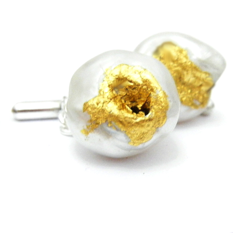 White South Sea Pearl and Gold Leaf Cufflinks